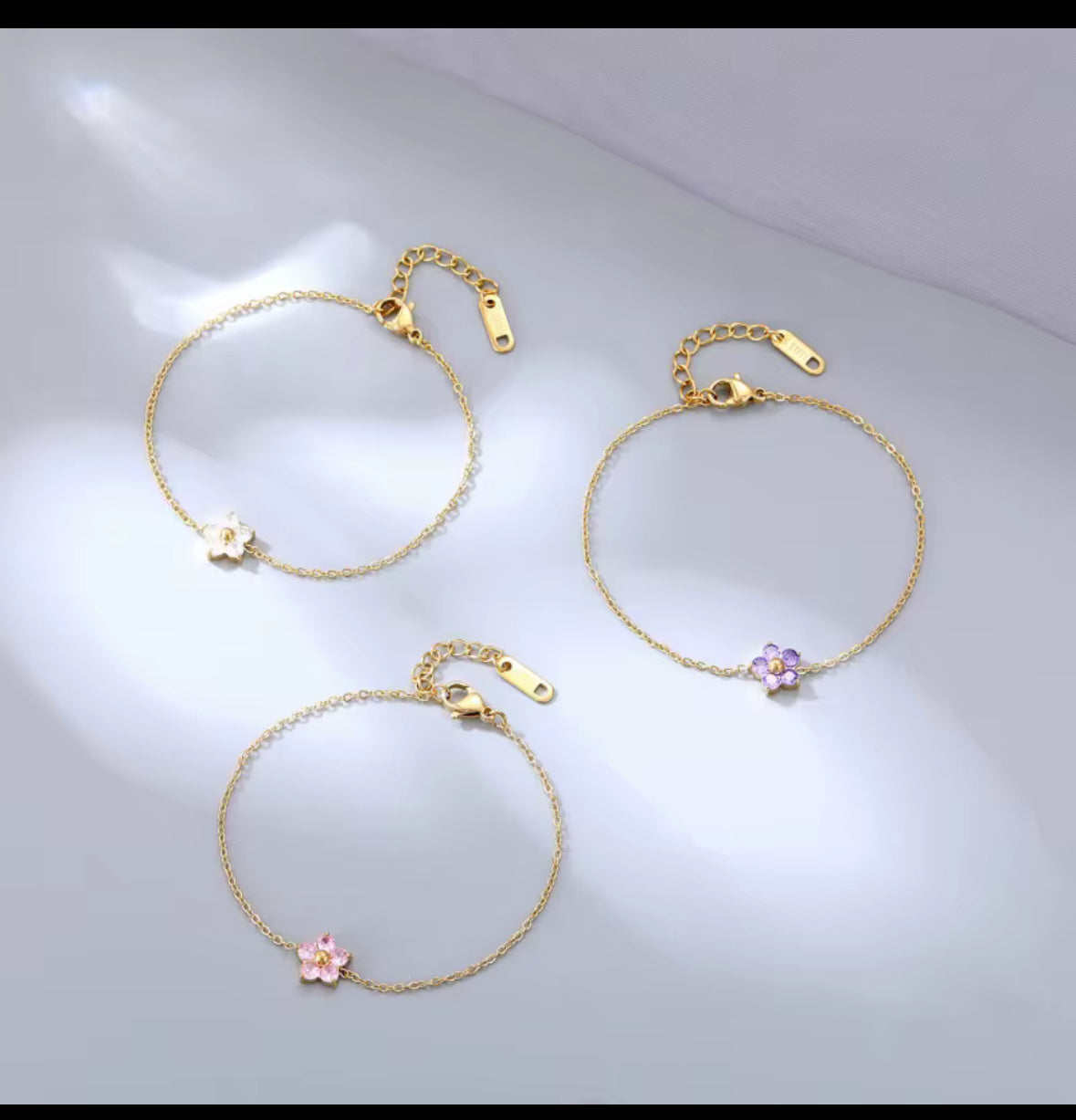 La Delicate Bracelet