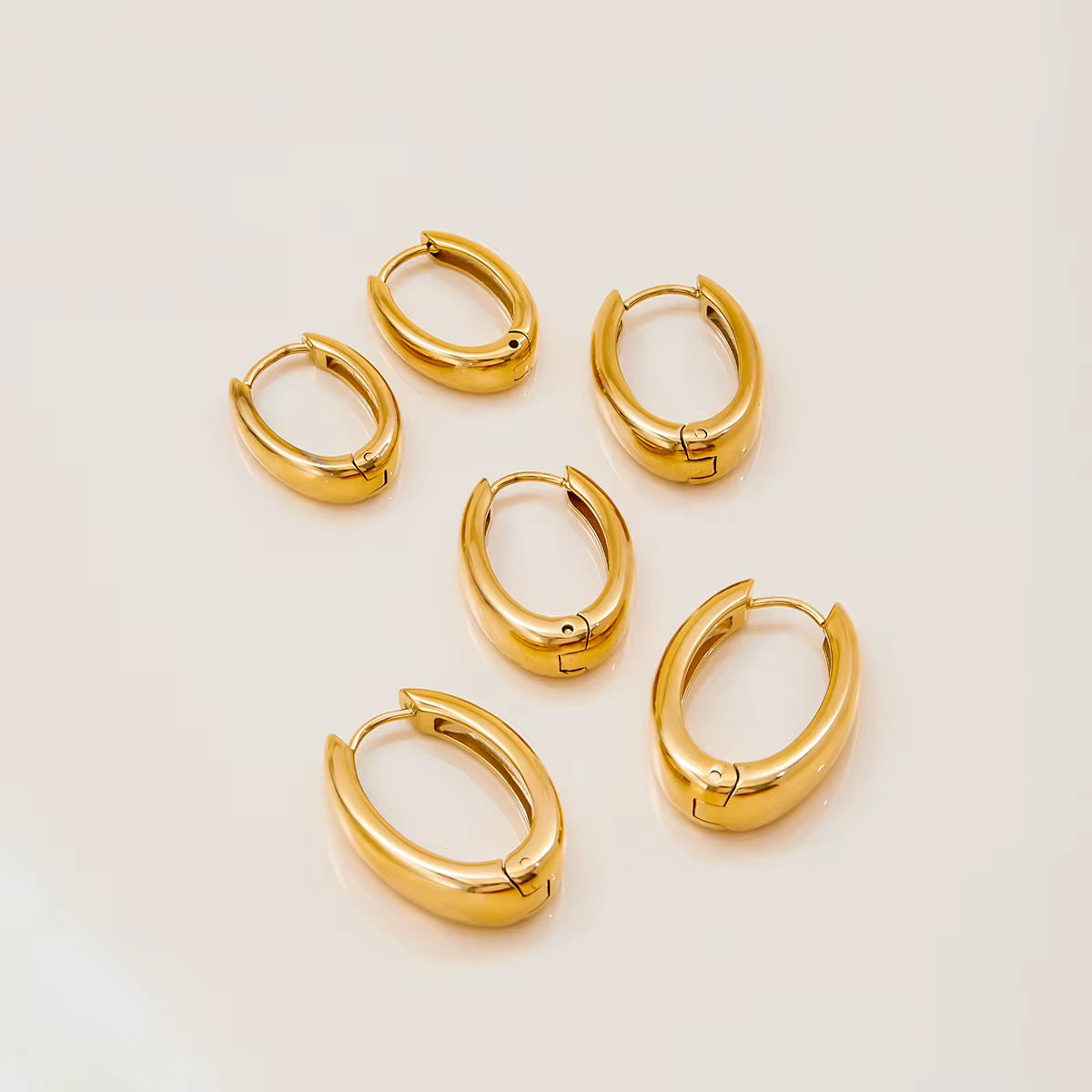 La Polished Hoop